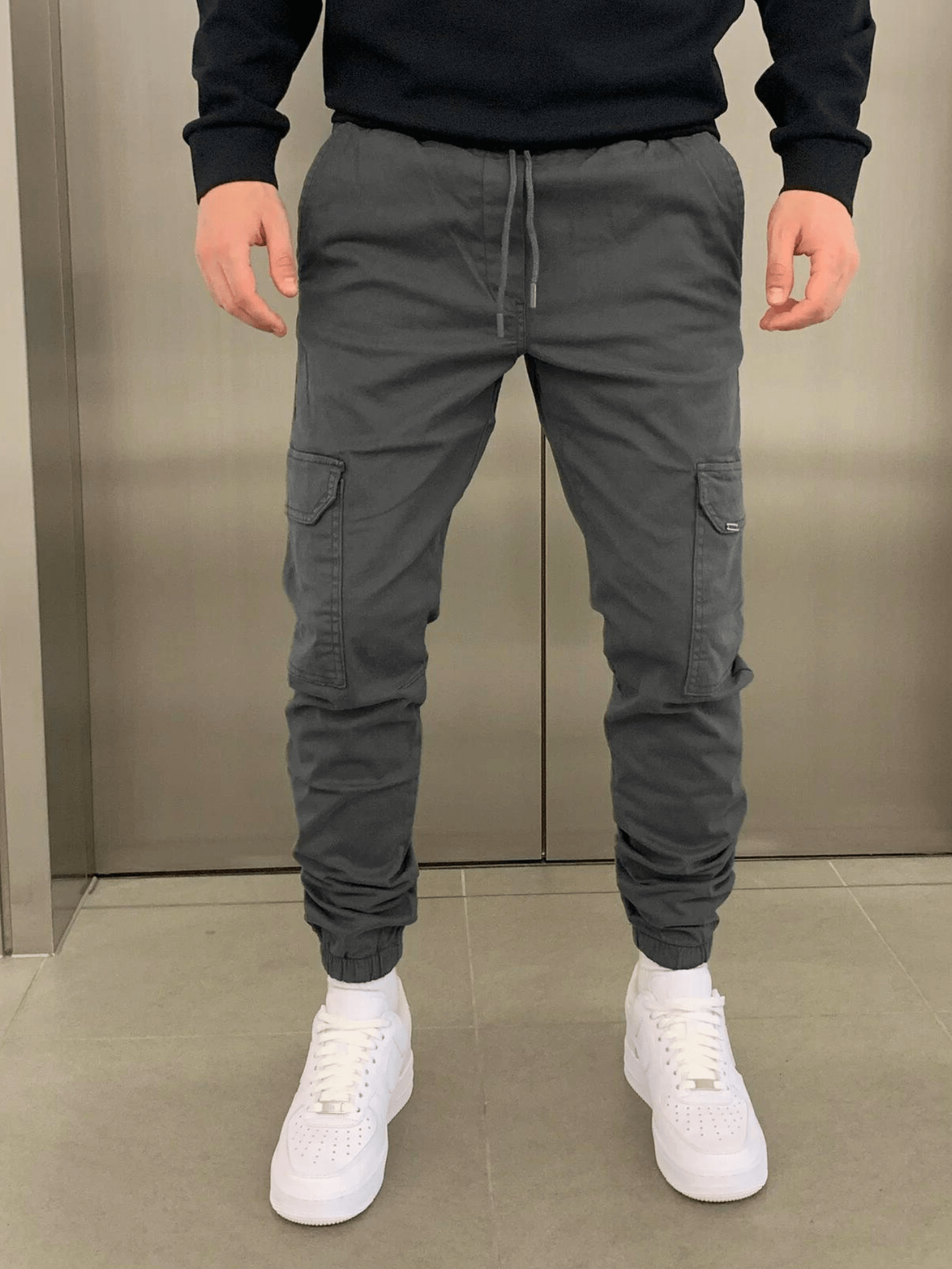 Męskie Slim Cargo Joggers z Regulowanym Pasem i Wieloma Kieszeniami