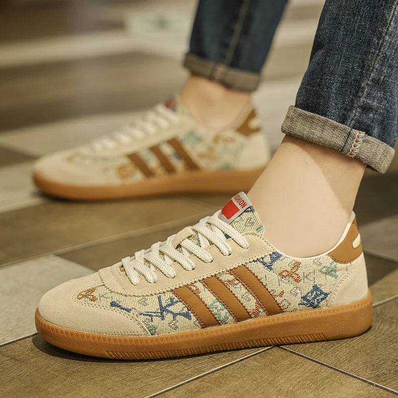 Luksusowe białe męskie letnie trampki niskie, uniwersalny styl, sportowe przewiewne buty casualowe dla mężczyzn